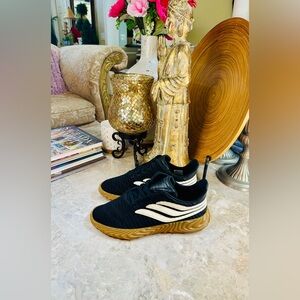 Men’s Adidas Sobakov Black White Gum Low Top Sneaker AQ1135 2018 Size 8.5